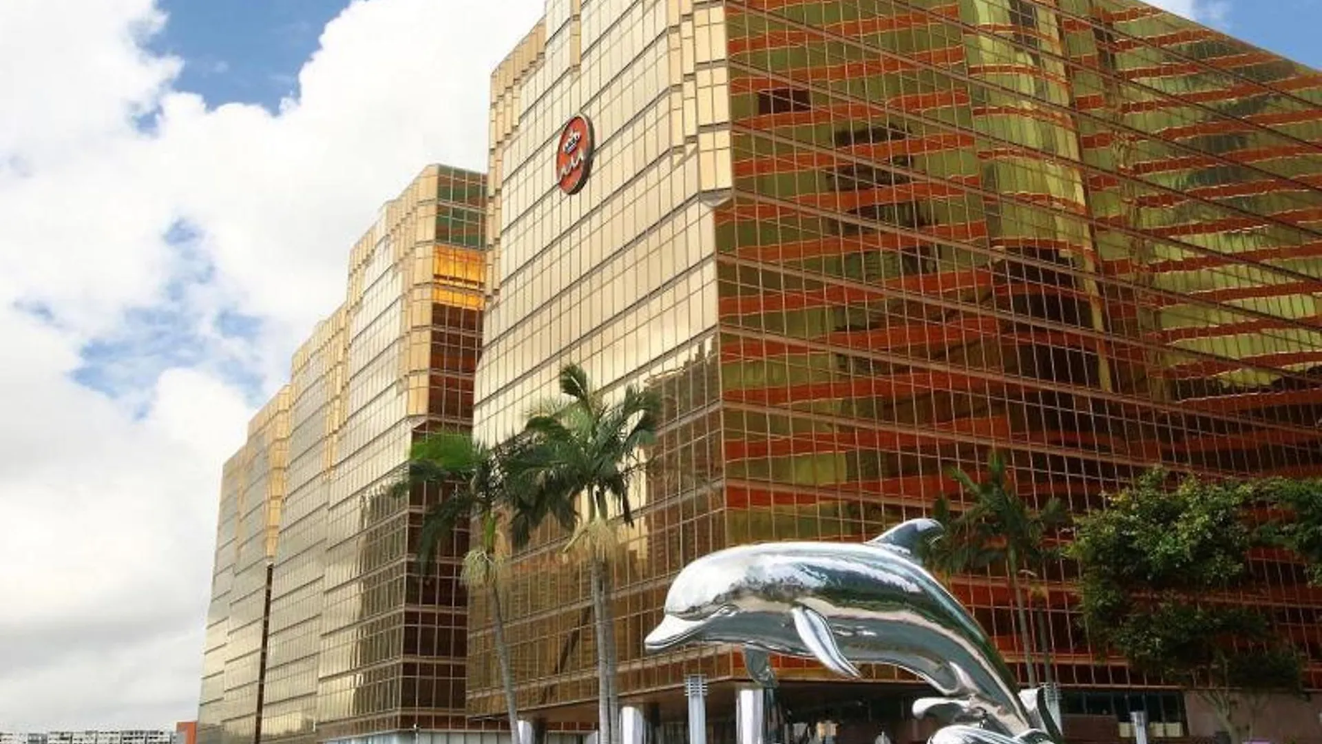 The Royal Pacific Hotel & Towers Hong Kong