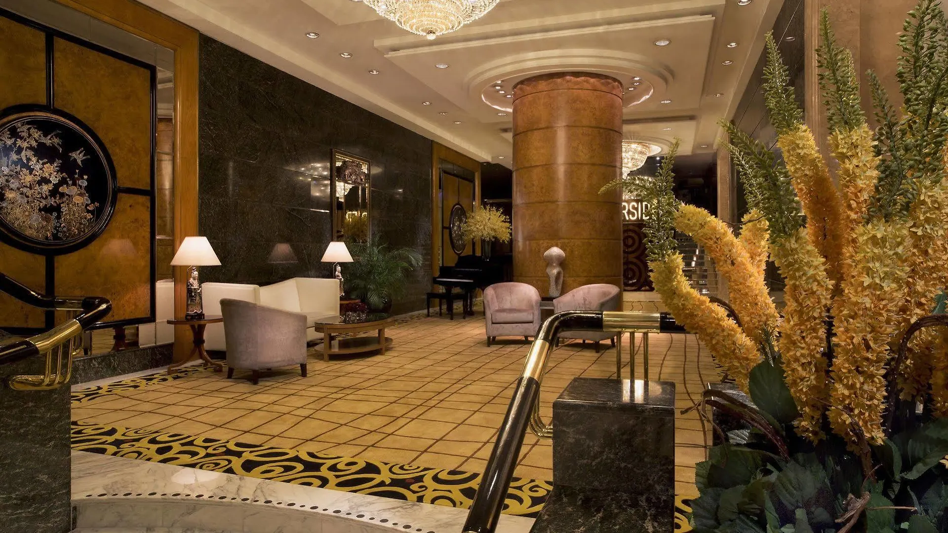****  The Royal Pacific Hotel & Towers Hong Kong China