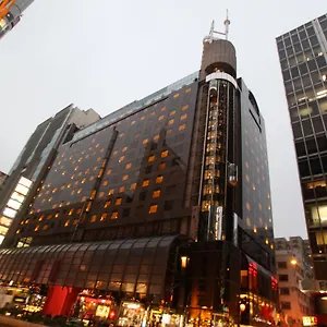 プルデンシャル **** 香港