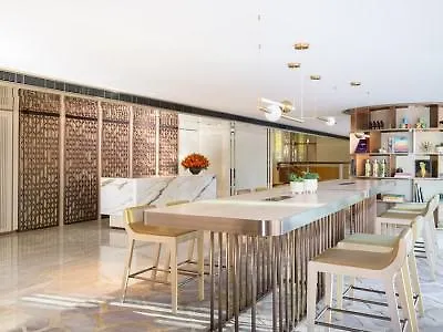 The Royal Pacific Hotel & Towers Hongkong